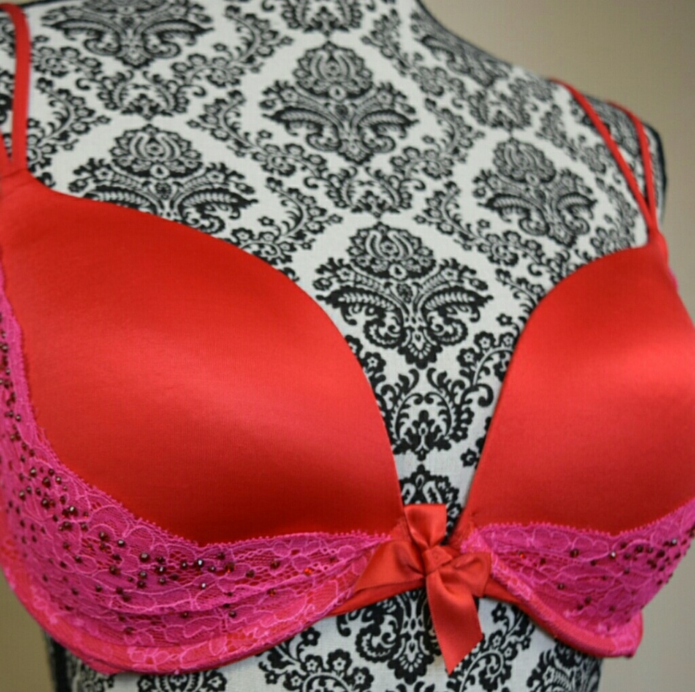 Victoria's secret bra
